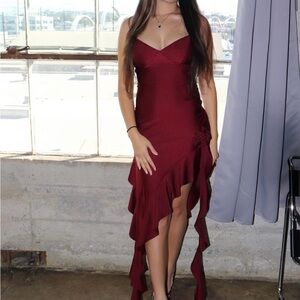 Elegant Burgundy Evening Dress